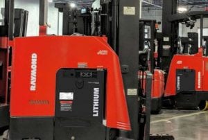 Forklift fleet powered by lithium-ion 