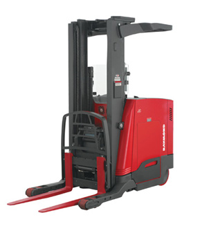 Raymond reach truck for the grocery industry
