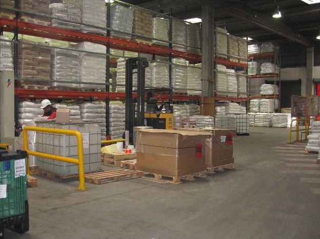 Warehouse pallet racking 