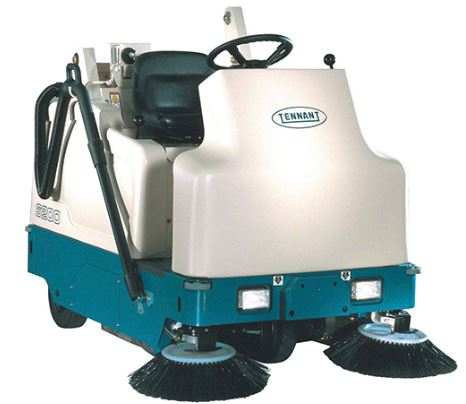 Tennant 6200 Ride-on Sweeper