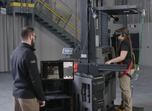 Virtual_reality_forklift_training_tool