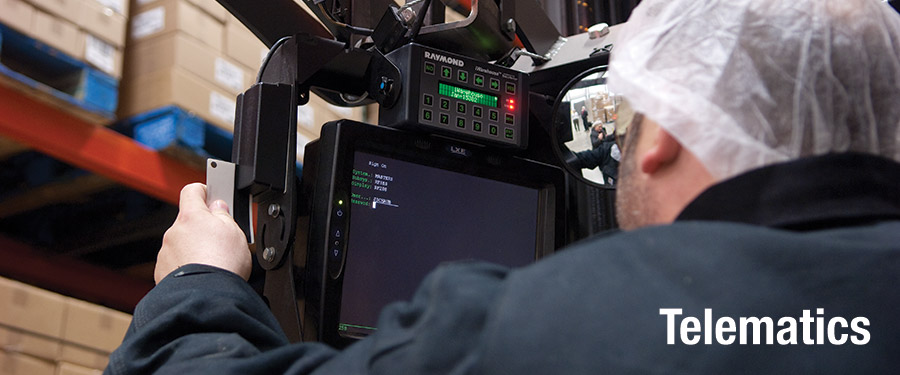 Worker using the iWarehouse/Telematics system