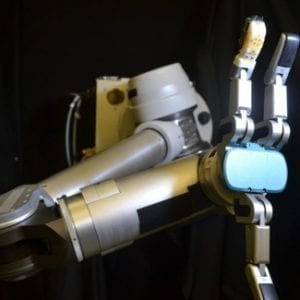 Report: New shear-force detecting skin could improve robot sensitivity